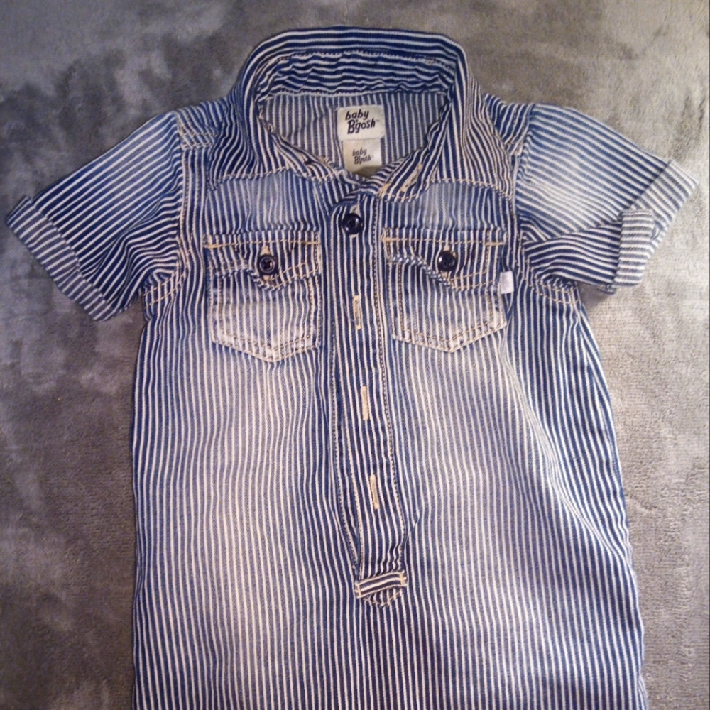Oshkosh hickory romper 18 mos